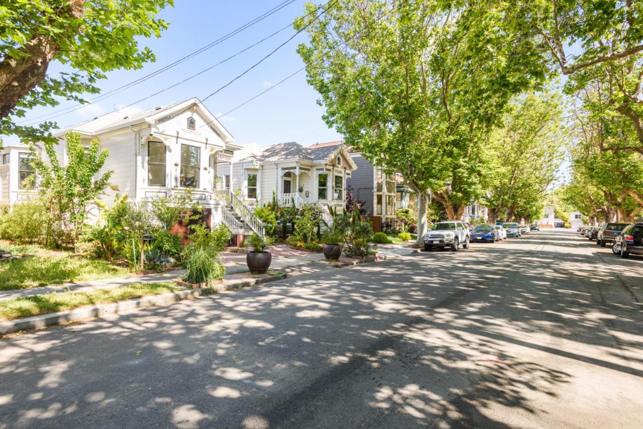 Garden Level Flat In 1885 Queen Anne Victorian Cottage In Alameda Esterno foto