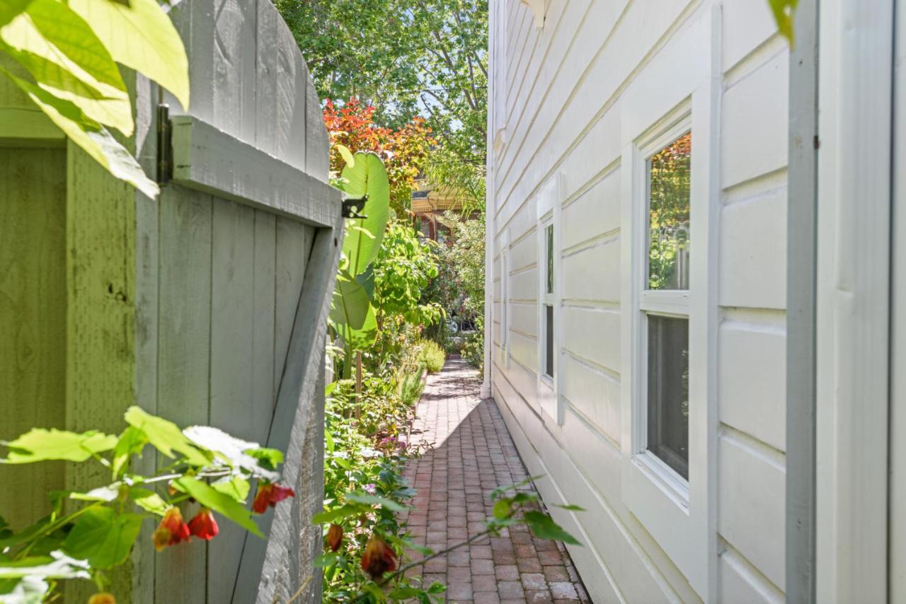 Garden Level Flat In 1885 Queen Anne Victorian Cottage In Alameda Esterno foto