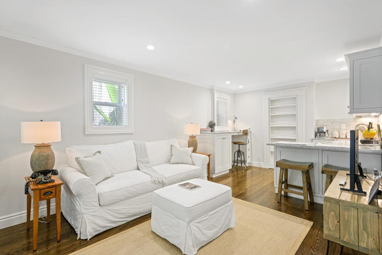 Garden Level Flat In 1885 Queen Anne Victorian Cottage In Alameda Esterno foto