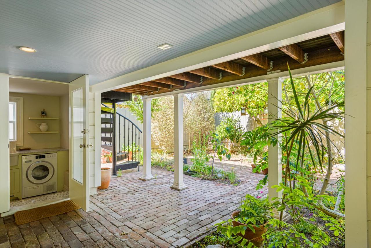 Garden Level Flat In 1885 Queen Anne Victorian Cottage In Alameda Esterno foto